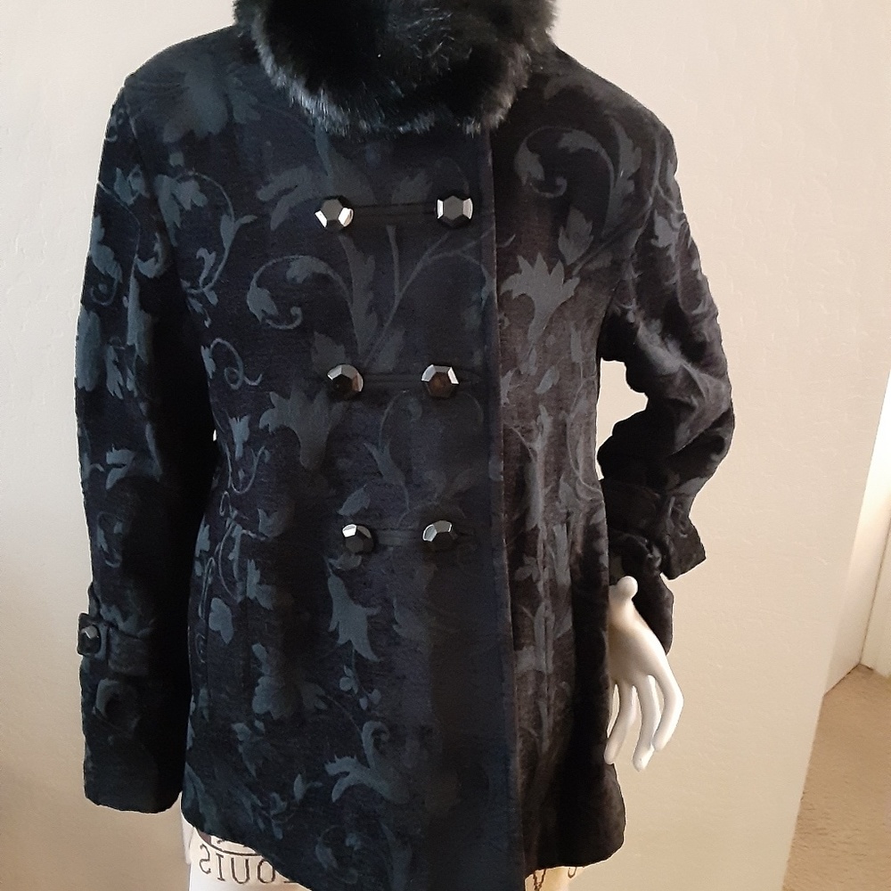 Novelti Jacket